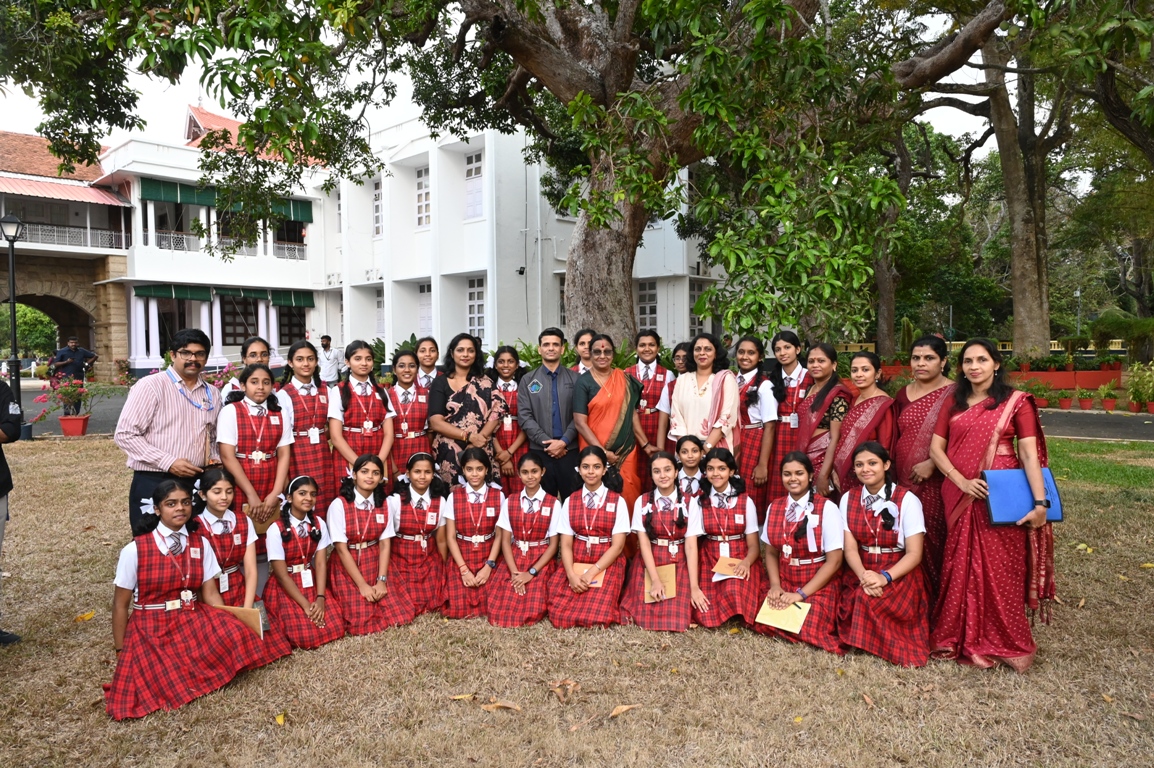 Pragatians with Group Captain Subhanshu Shukla, Ashoka Chakra, at Lok Bhavan